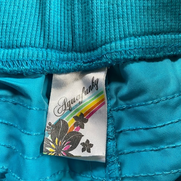 💖2 for $20 - New 100% Polyester Capris - Picture 3 of 5